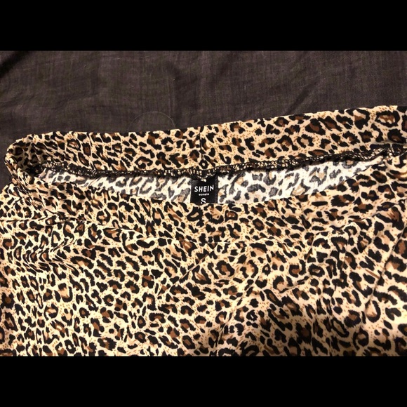 Shein Leopard Print Mini Skirt Size Small Women’s - Picture 3 of 3